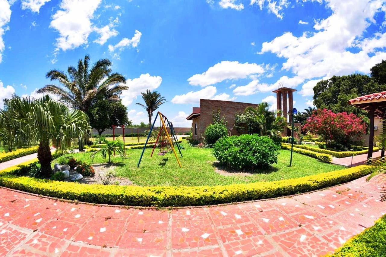 Los Jazmines Hotel Resort Warnes Exterior foto
